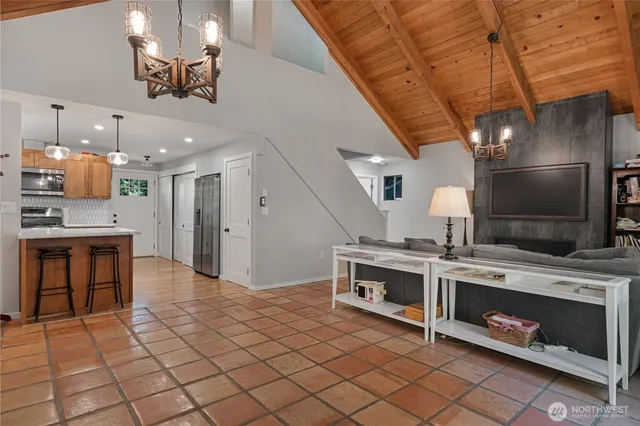 $439,900 | 415 West Herron Boulevard Northwest, Lakebay, WA 98349