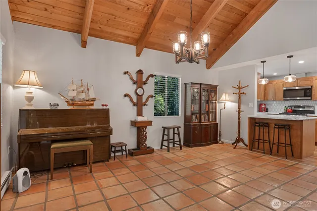 $439,900 | 415 West Herron Boulevard Northwest, Lakebay, WA 98349