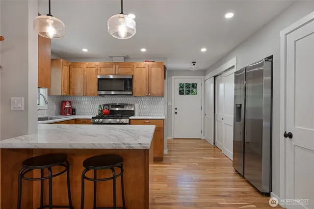 $439,900 | 415 West Herron Boulevard Northwest, Lakebay, WA 98349