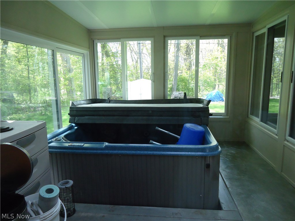 3684 North Cliff Road Port Clinton, OH 43452 - Photo 19 of 21 Gallery Image 19