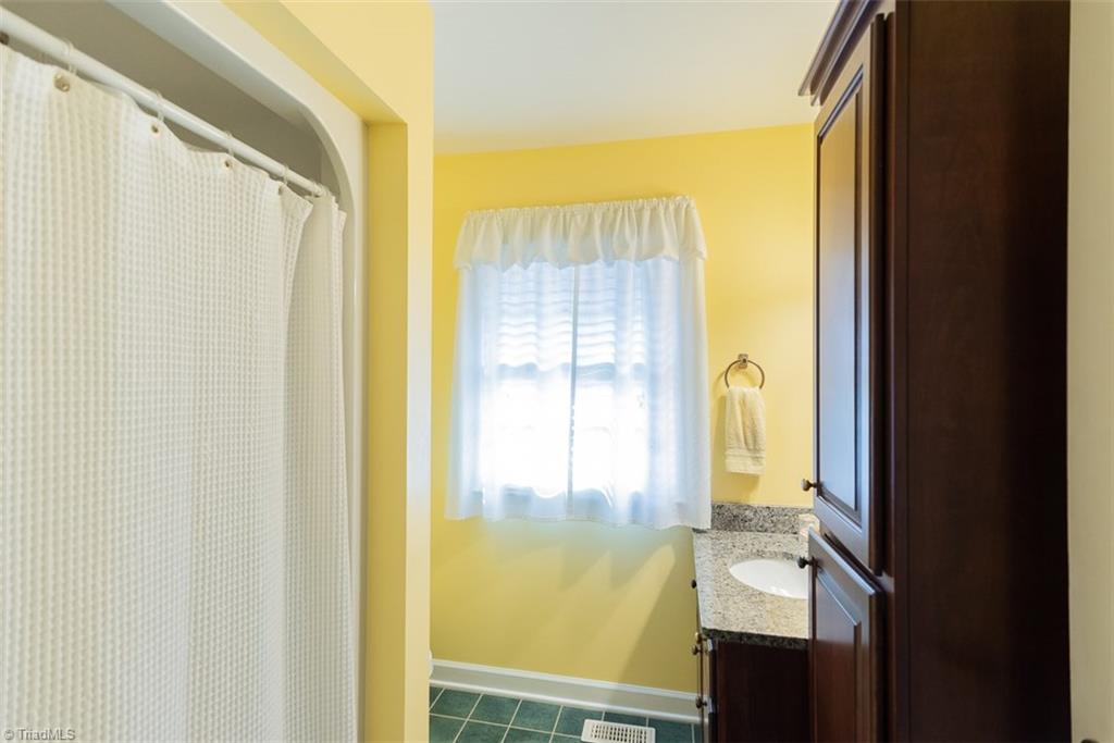 4335 Mebane Rogers Road Mebane, NC 27302 - Photo 18 of 29 Gallery Image 18