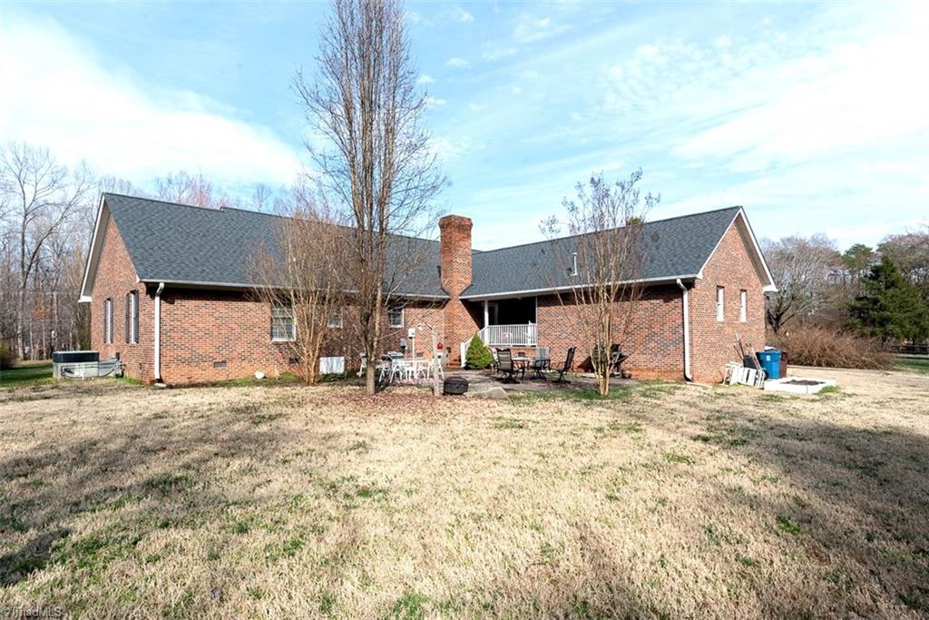 4335 Mebane Rogers Road Mebane, NC 27302 - Photo 27 of 29 Gallery Image 27
