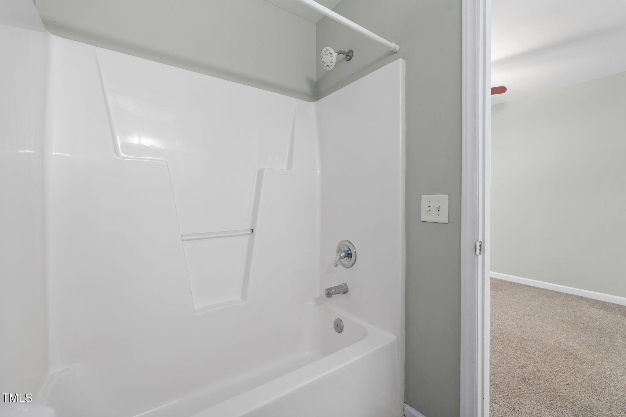67 Red Lane Raleigh, NC 27606 - Photo 16 of 33 a bathroom with a bathtub