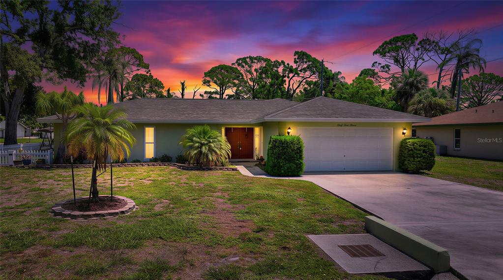 4311 Pompano Road Venice, FL 34293 - Photo 1 of 69