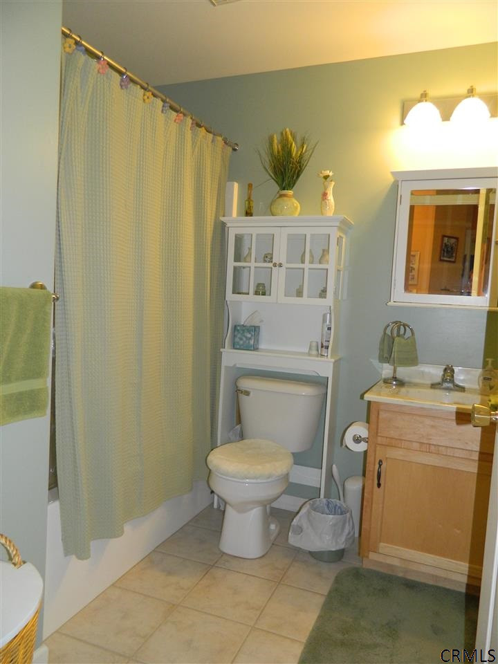 401 Cedar Rensselaer, NY 12144 - Photo 14 of 19 Photo 14