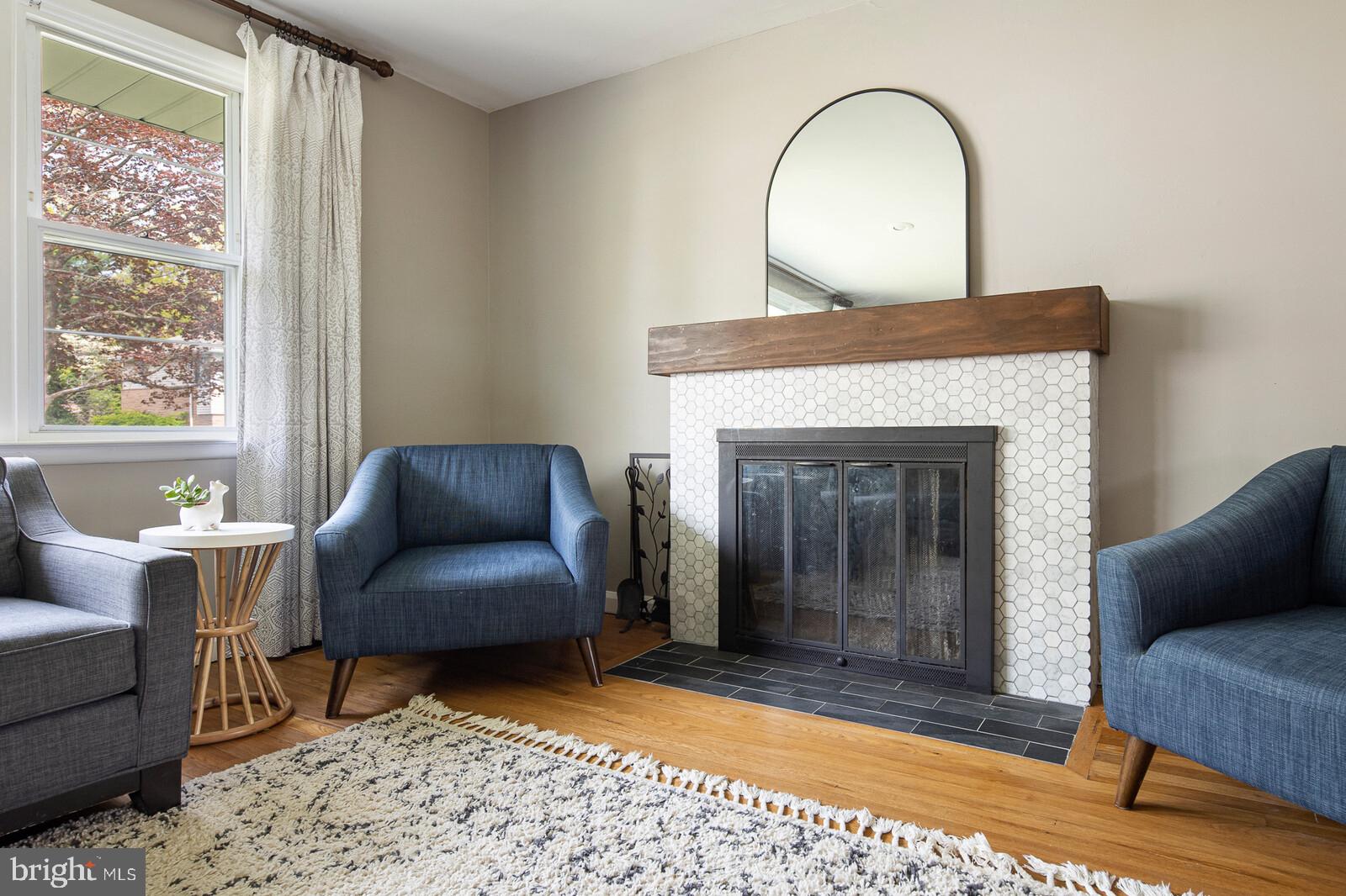 1114 Piper Road Wilmington, DE 19803 - Photo 4 of 25 Wood burning fireplace