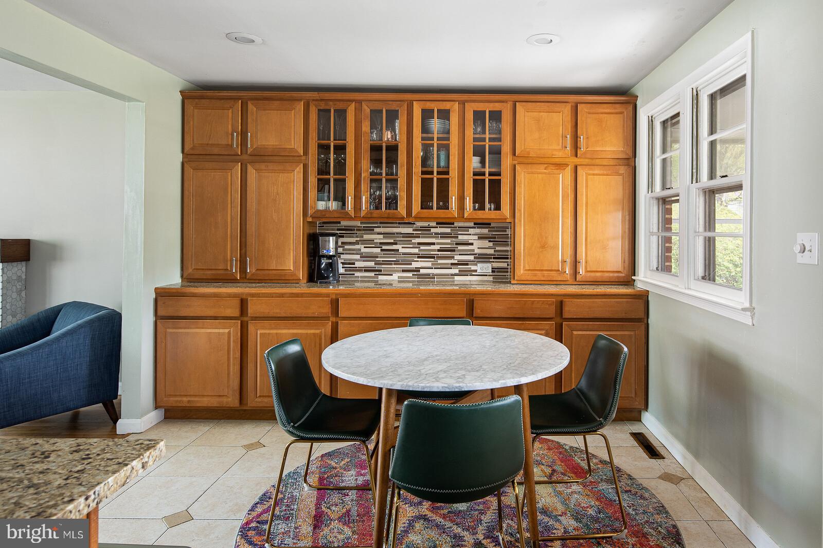 1114 Piper Road Wilmington, DE 19803 - Photo 8 of 25 Dining area