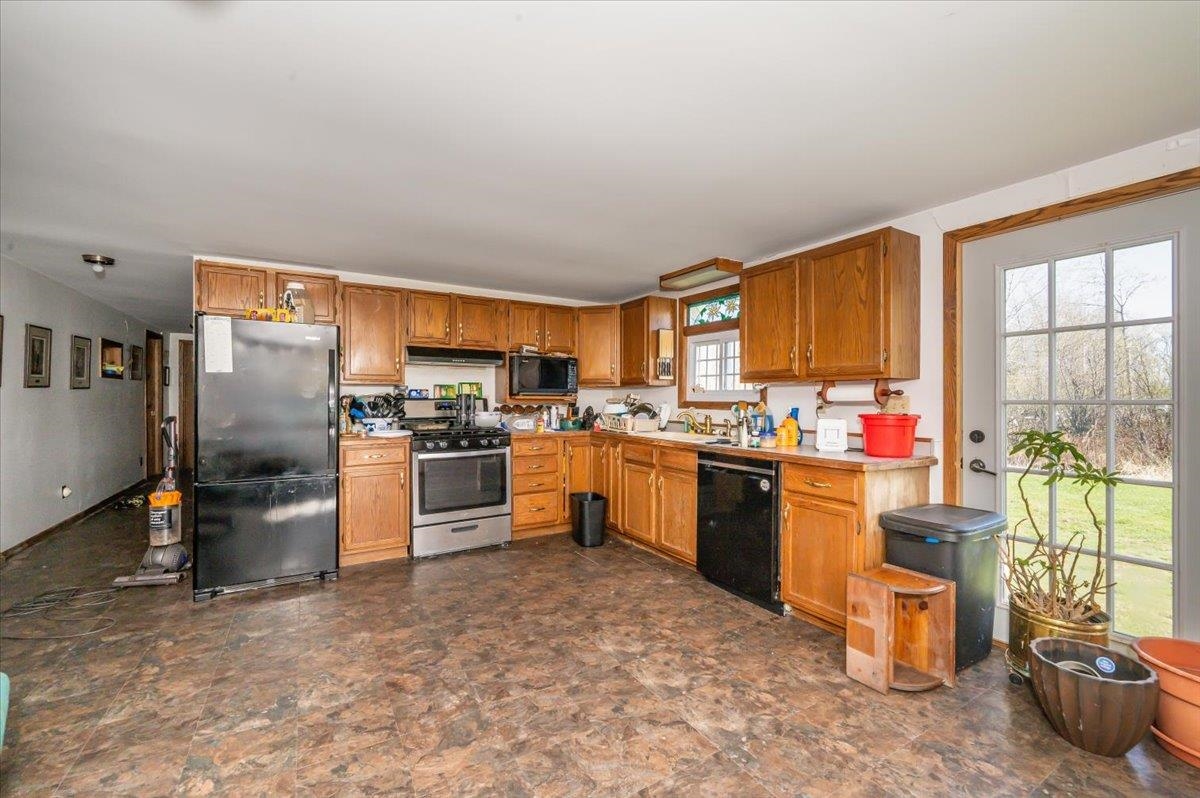 4090 County Rd A Superior, WI 54880 - Photo 16 of 40