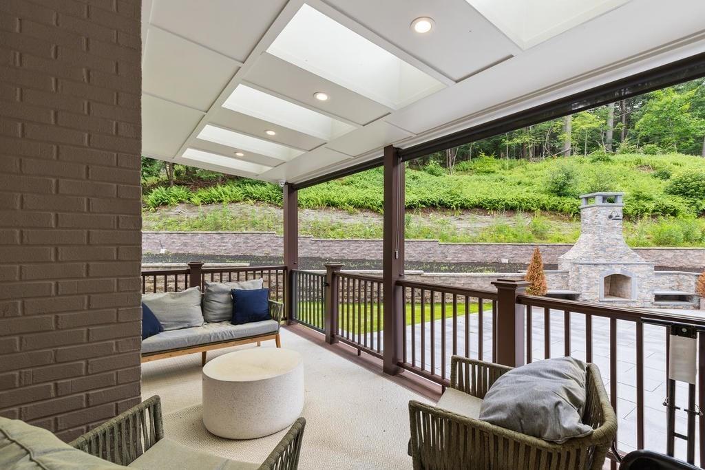 9 Valley Road Dover, MA 02030 - Photo 14 of 40