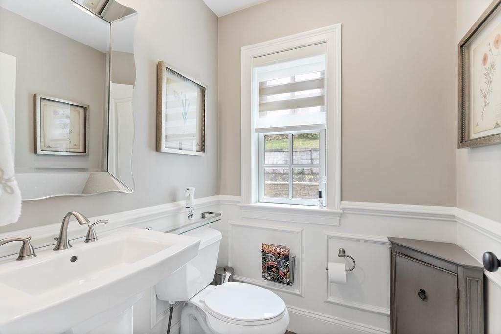 9 Valley Road Dover, MA 02030 - Photo 10 of 40