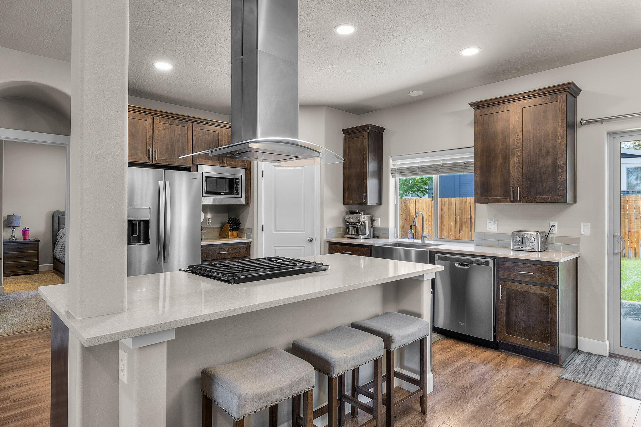 2366 Southwest Newberry Loop Redmond, OR 97756 - Photo 10 of 40 2024_05_18_2366_nw_newberry_loop_rdm-10
