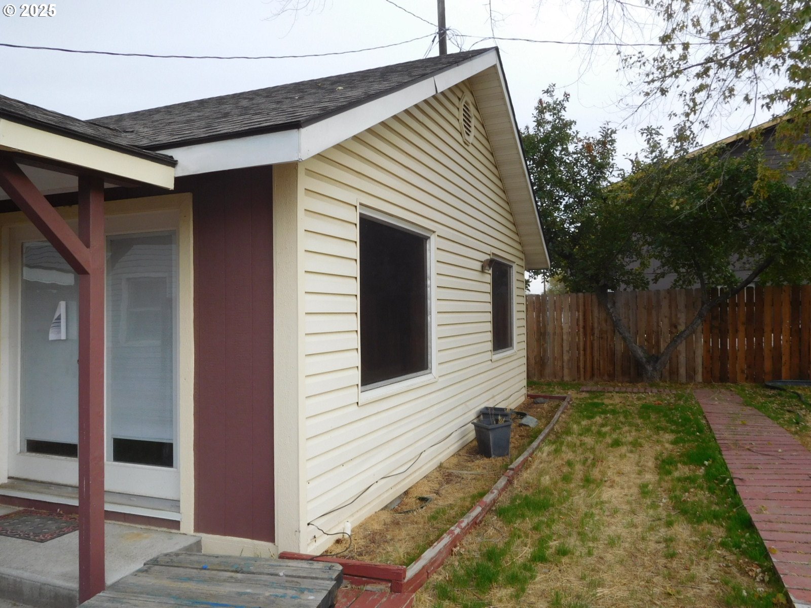 780 Diagonal Boulevard Hermiston, OR 97838 - Photo 2 of 15