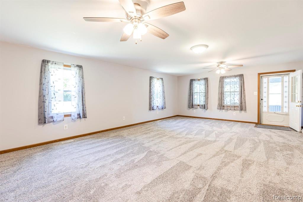 28500 King Road Romulus, MI 48174 - Photo 20 of 39