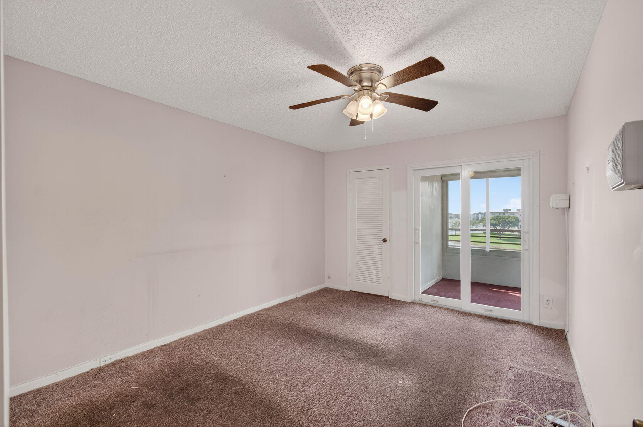 4030 Lincoln B Boca Raton, FL 33434 - Photo 6 of 90 28-web-or-mls-DSC_0155