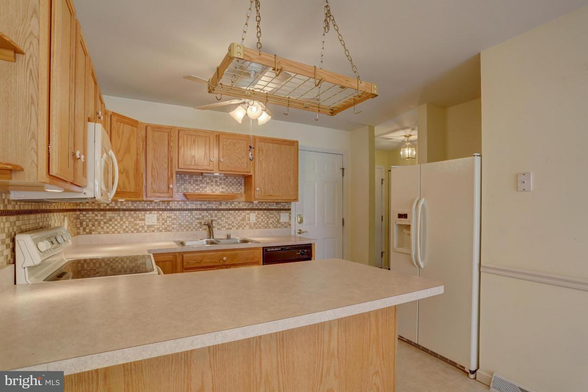 31 Sandstone Court Lititz, PA 17543 - Photo 8 of 27
