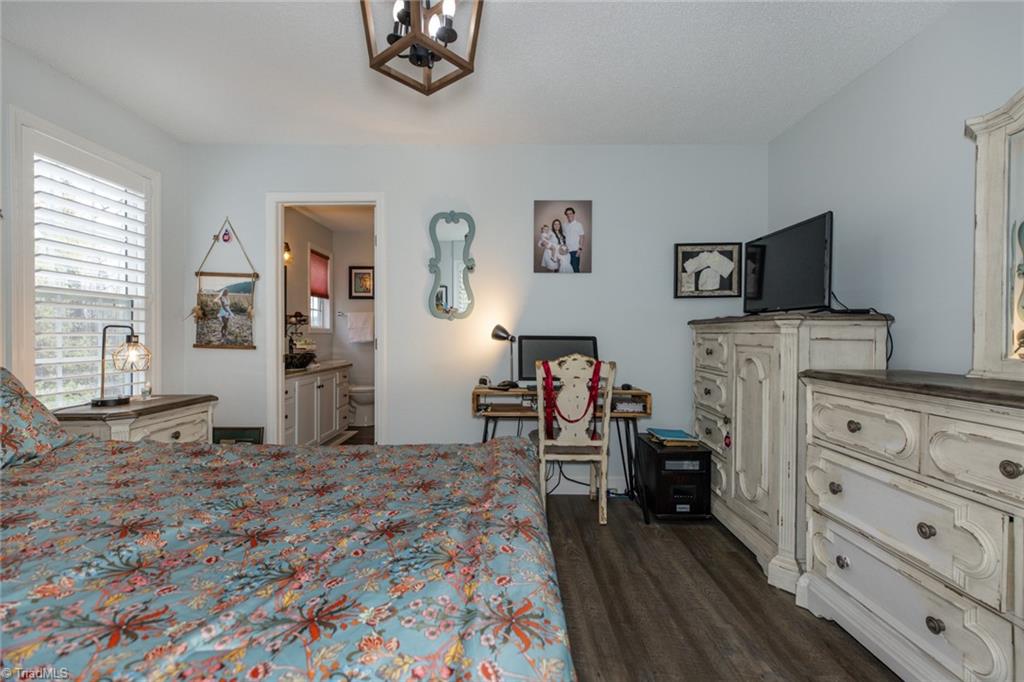 4243 Hunters Run Trinity, NC 27370 - Photo 21 of 33 Primary has private bath and walk in closet