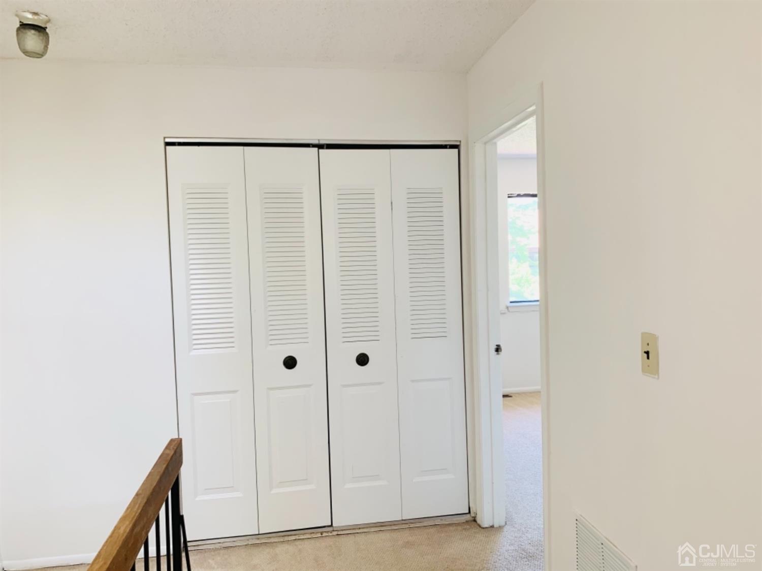 8401 Hana Road Edison, NJ 08817 - Photo 26 of 41