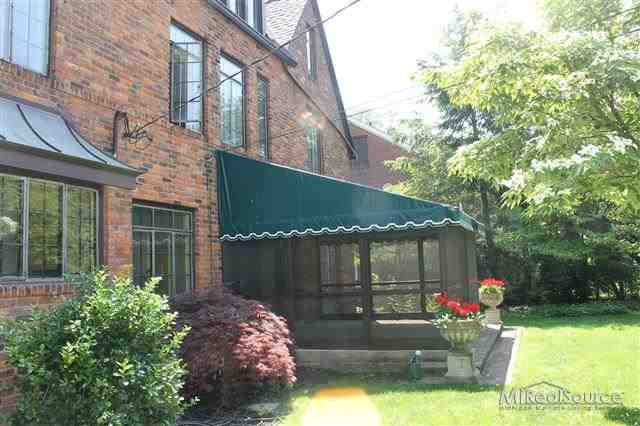 1043 Yorkshire Road Grosse Pointe, MI 48230 - Photo 17 of 20 31154136-16.JPG