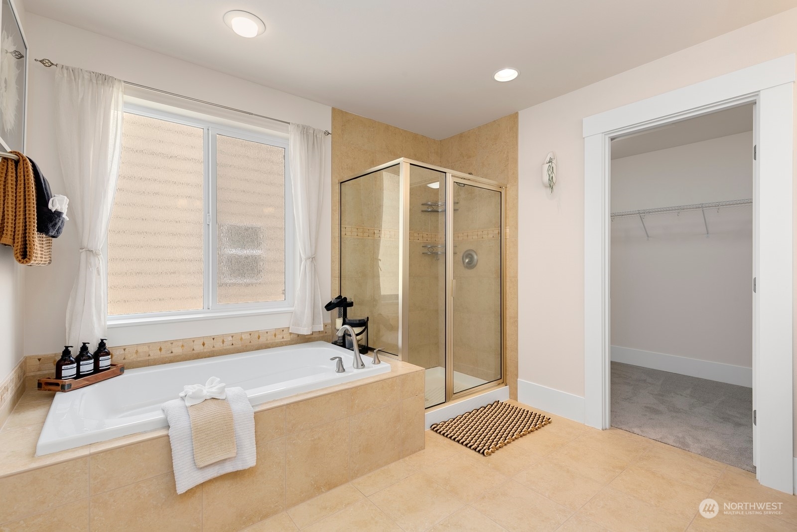 5132 Northeast 9th Place Renton, WA 98059 - Photo 21 of 30 Gallery Image 21
