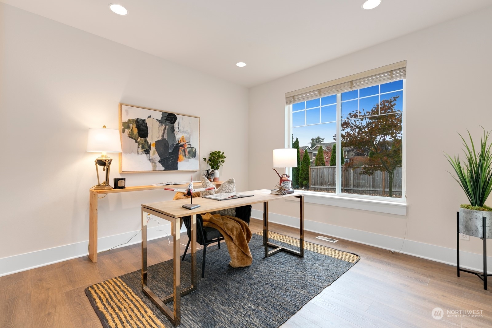 5132 Northeast 9th Place Renton, WA 98059 - Photo 3 of 30 Gallery Image 3