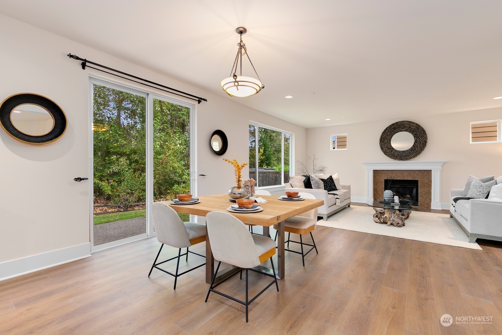 5132 Northeast 9th Place Renton, WA 98059 - Photo 5 of 30 Gallery Image 5