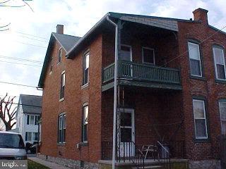 613 Elm Street Lebanon, PA 17042 - Photo 2 of 3