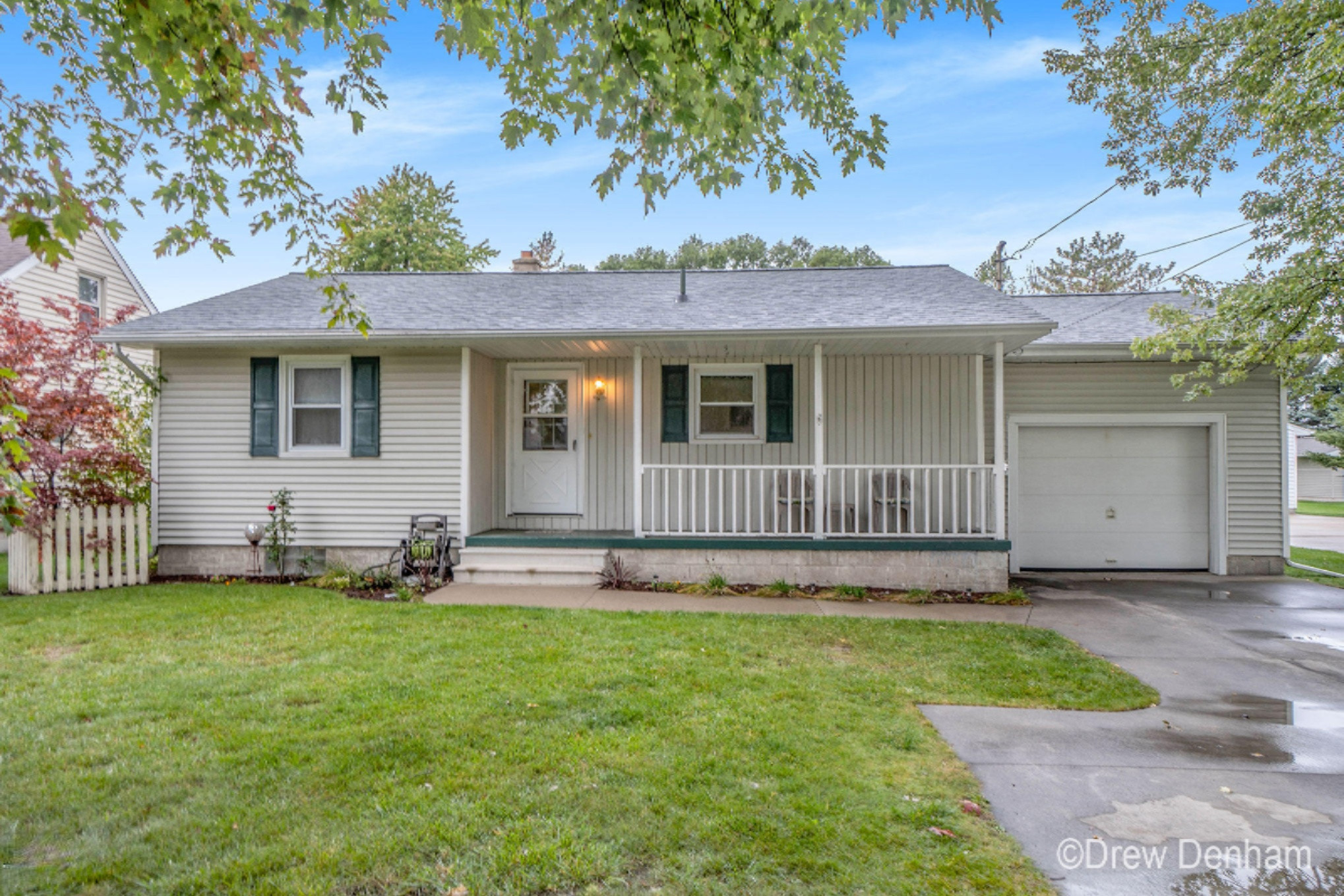 67 York Street Bay City, MI 48708 - Photo 2 of 24 Converted-Images_31