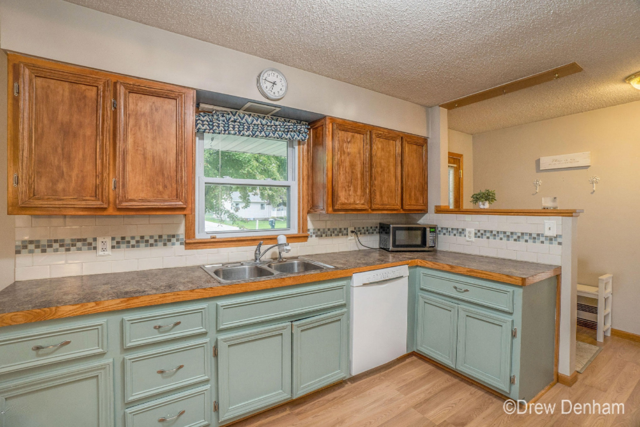 67 York Street Bay City, MI 48708 - Photo 5 of 24 Converted-Images