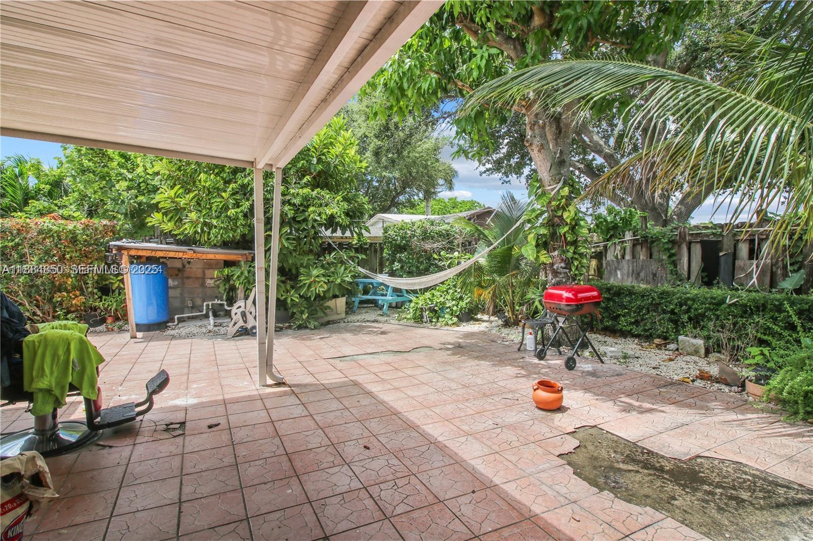 15745 Southwest 303rd Terrace Homestead, FL 33033 - Photo 16 of 21