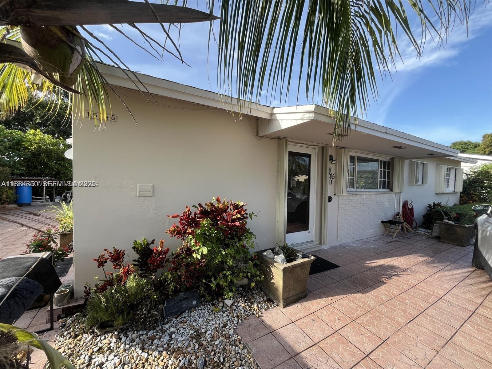 15745 Southwest 303rd Terrace Homestead, FL 33033 - Photo 17 of 21