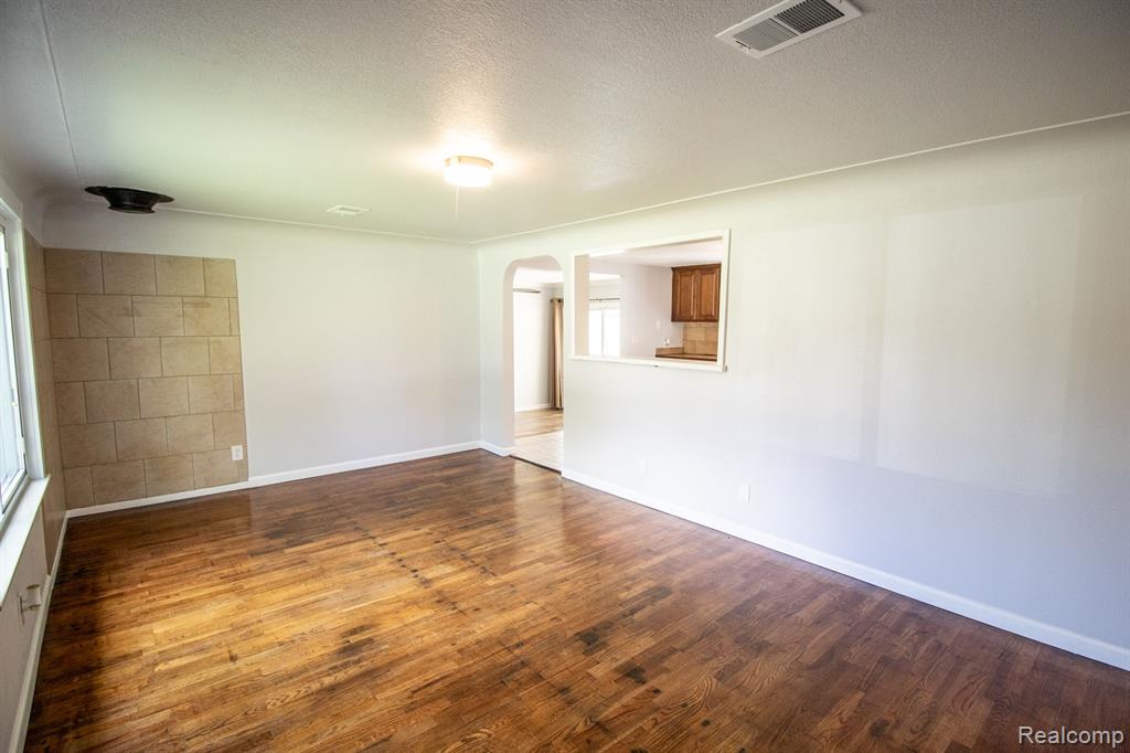 7348 Rory Street Grand Blanc, MI 48439 - Photo 18 of 44 Gallery Image 18