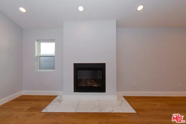 $4,550 | 2208 South Harcourt Avenue, Los Angeles, CA 90016