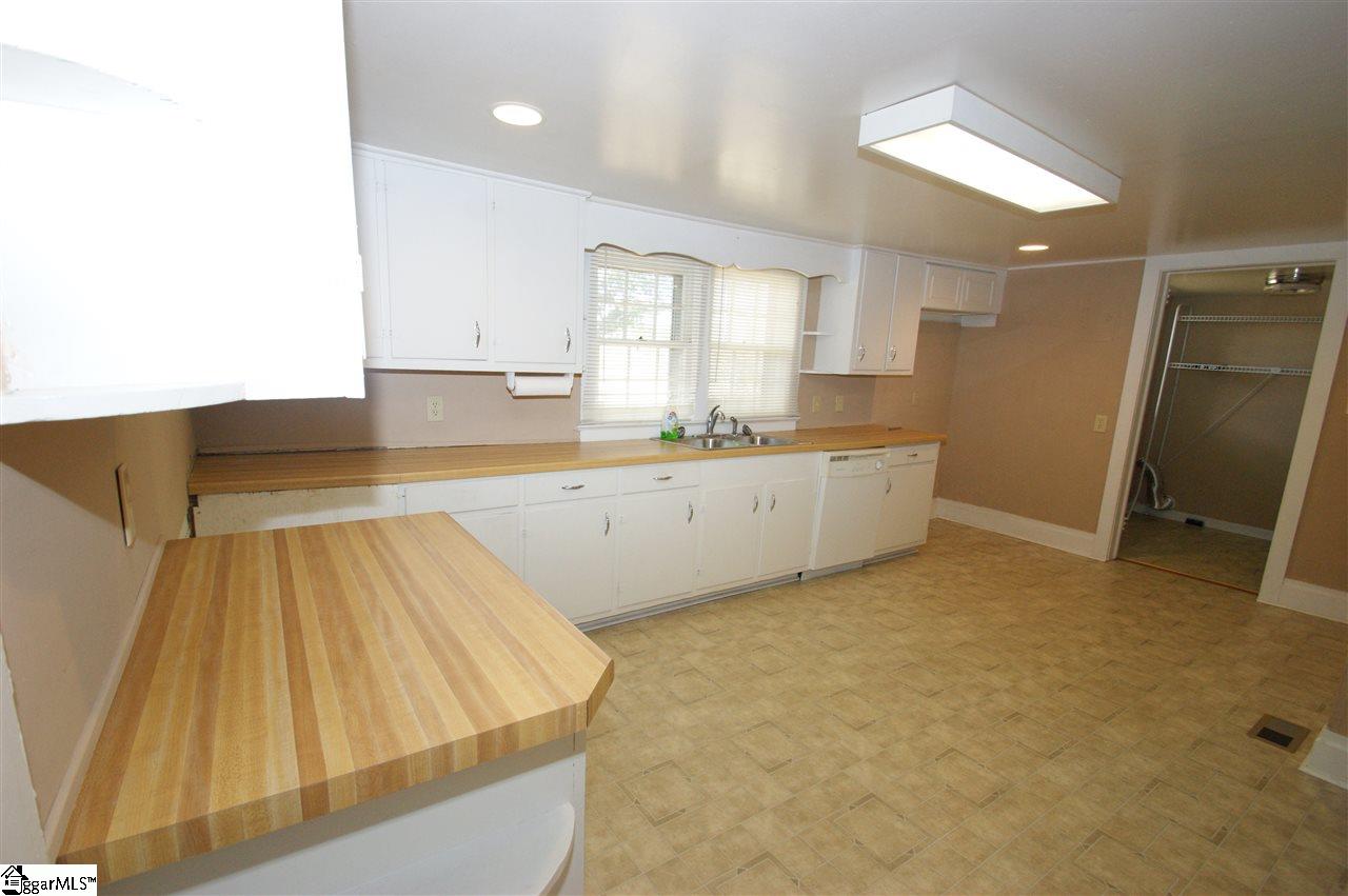 4065 Ridge Road Greer, SC 29651 - Photo 22 of 33