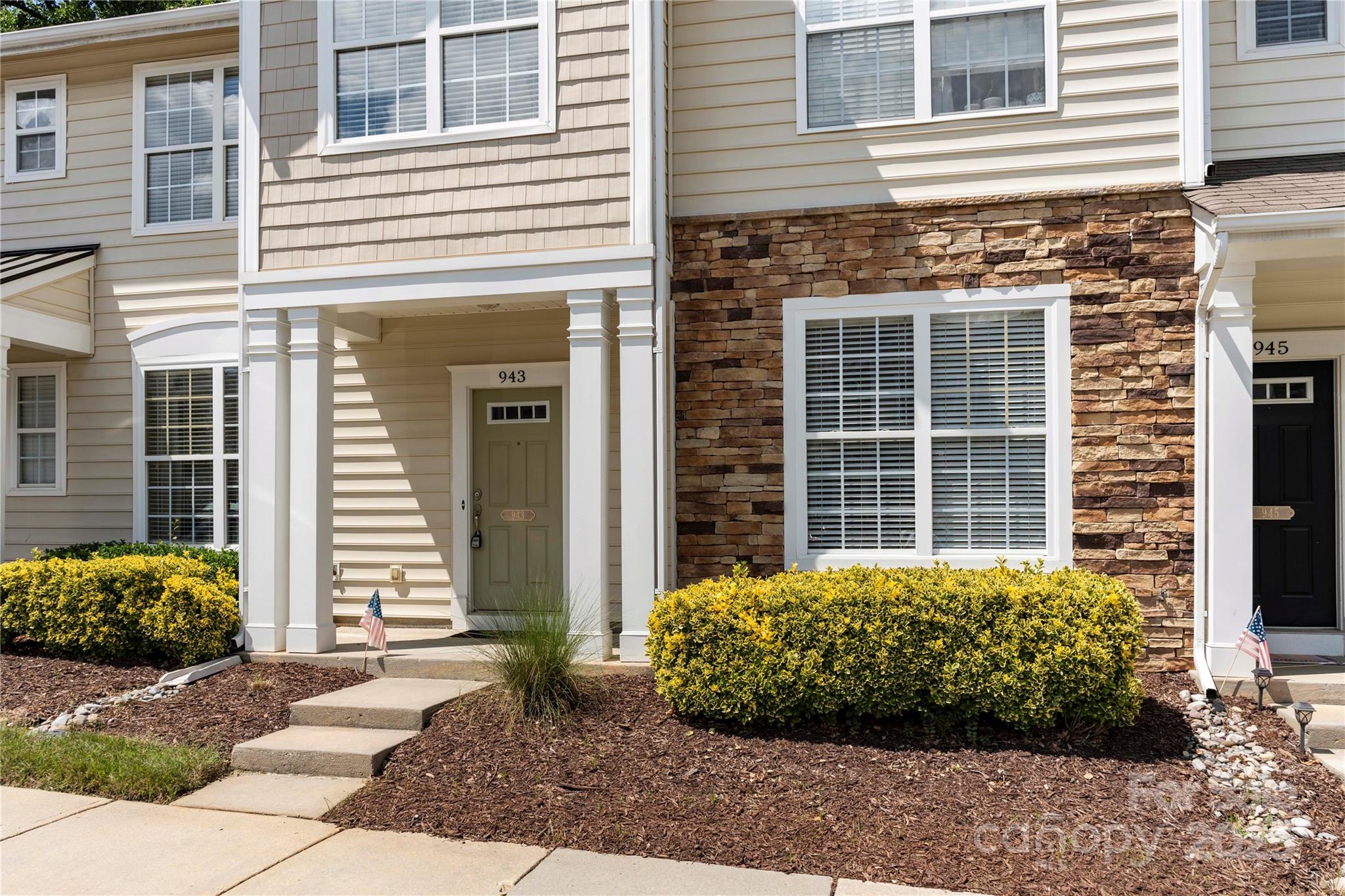 943 Copperstone Lane Fort Mill, SC 29708 - Photo 36 of 37 a view of a house with small garden