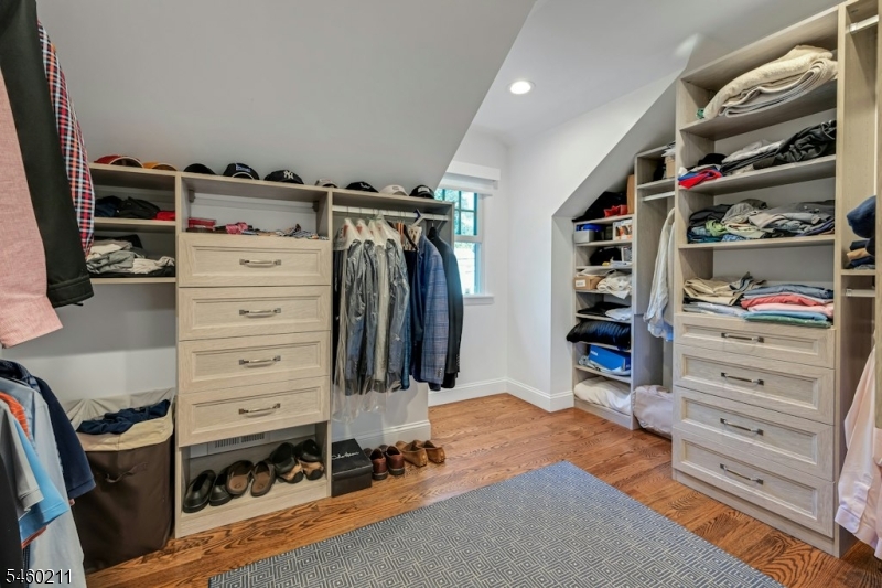 260 Ashland Road Summit, NJ 07901 - Photo 15 of 32 Gallery Image 15