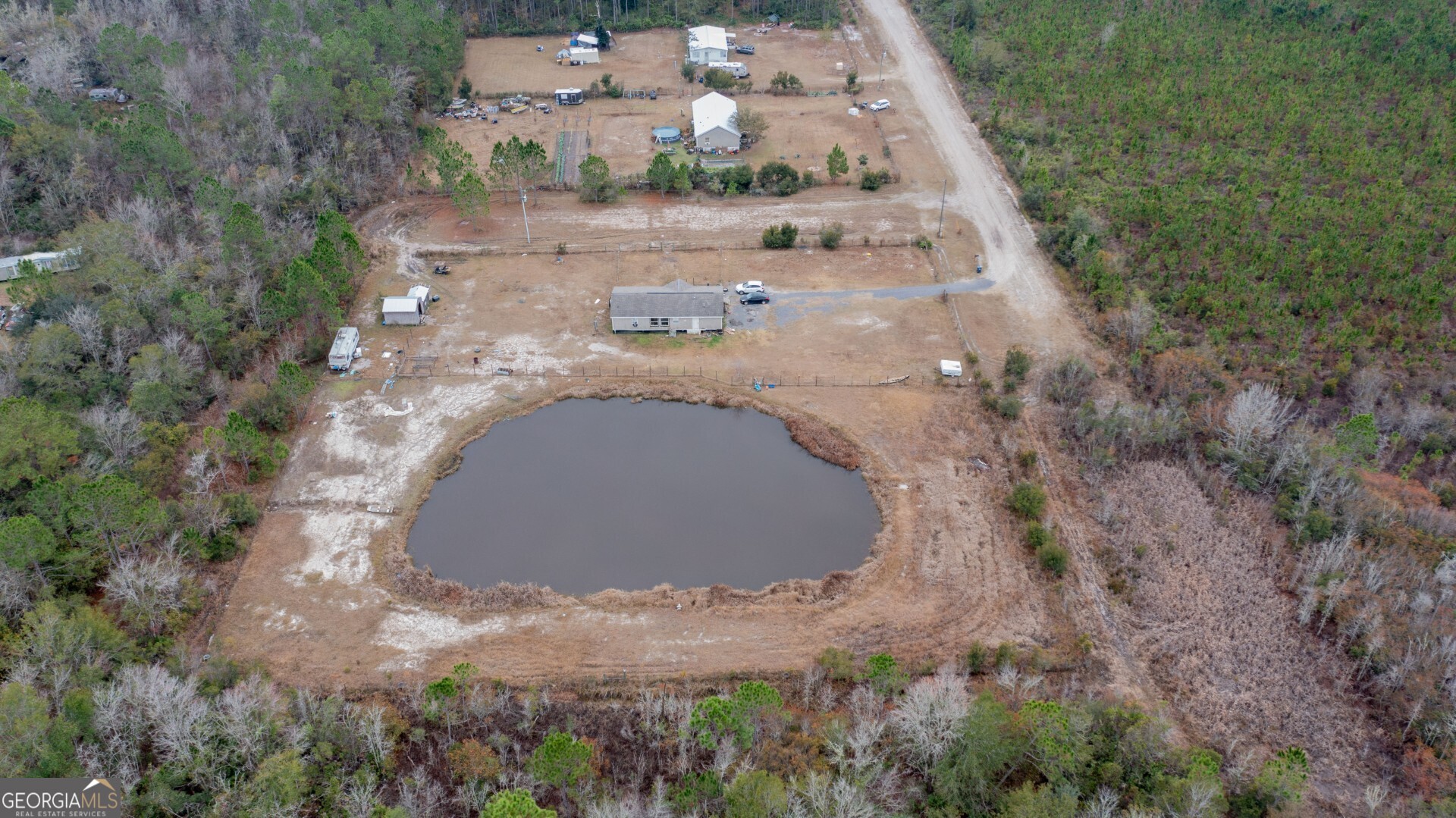 264 Wheat Street St. George, GA 31562 - Photo 5 of 12