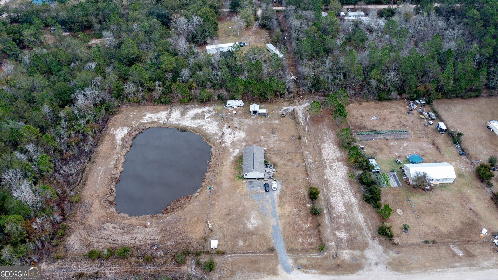 264 Wheat Street St. George, GA 31562 - Photo 8 of 12