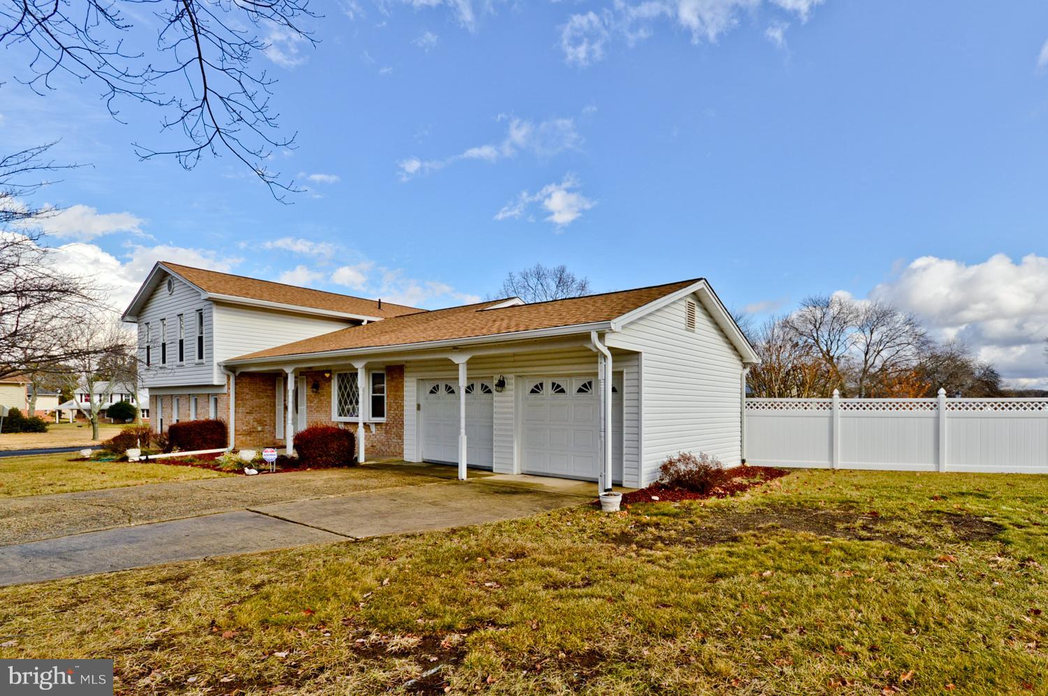 3773 Stonesboro Road Fort Washington, MD 20744 - Photo 4 of 30 Side Right