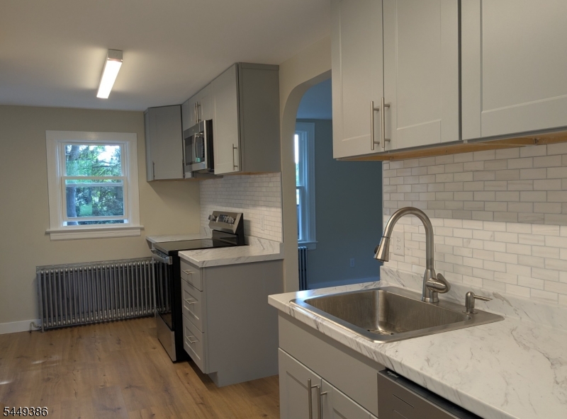 1008 Old York Road Ringoes, NJ 08551 - Photo 5 of 12 Gallery Image 5