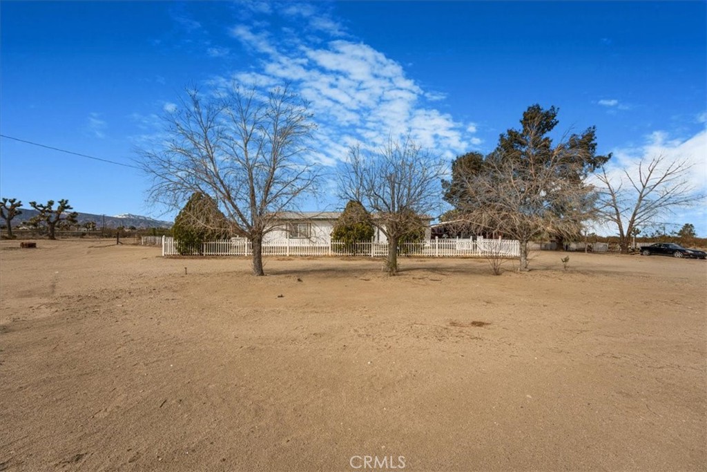 13378 Paramount Road Phelan, CA 92371 - Photo 31 of 43
