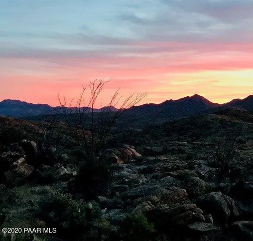 $92,000 | 0 South Bent Spur Road, Congress, AZ 85332