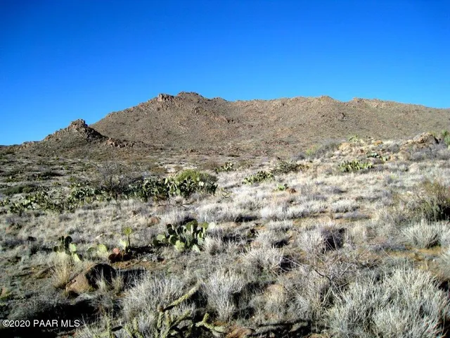 $92,000 | 0 South Bent Spur Road, Congress, AZ 85332