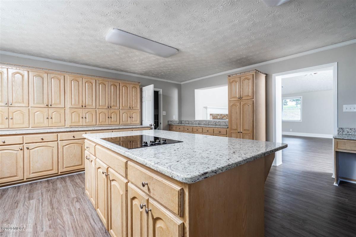 615 Forest Hill Road Macon, GA 31210 - Photo 11 of 35 30-DSC06029