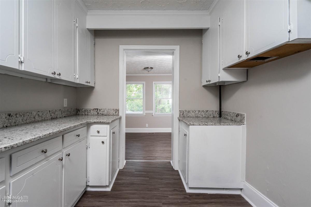 615 Forest Hill Road Macon, GA 31210 - Photo 21 of 35 Butler's Pantry