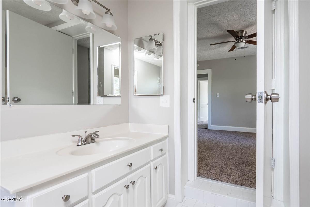 615 Forest Hill Road Macon, GA 31210 - Photo 29 of 35 14-DSC06000