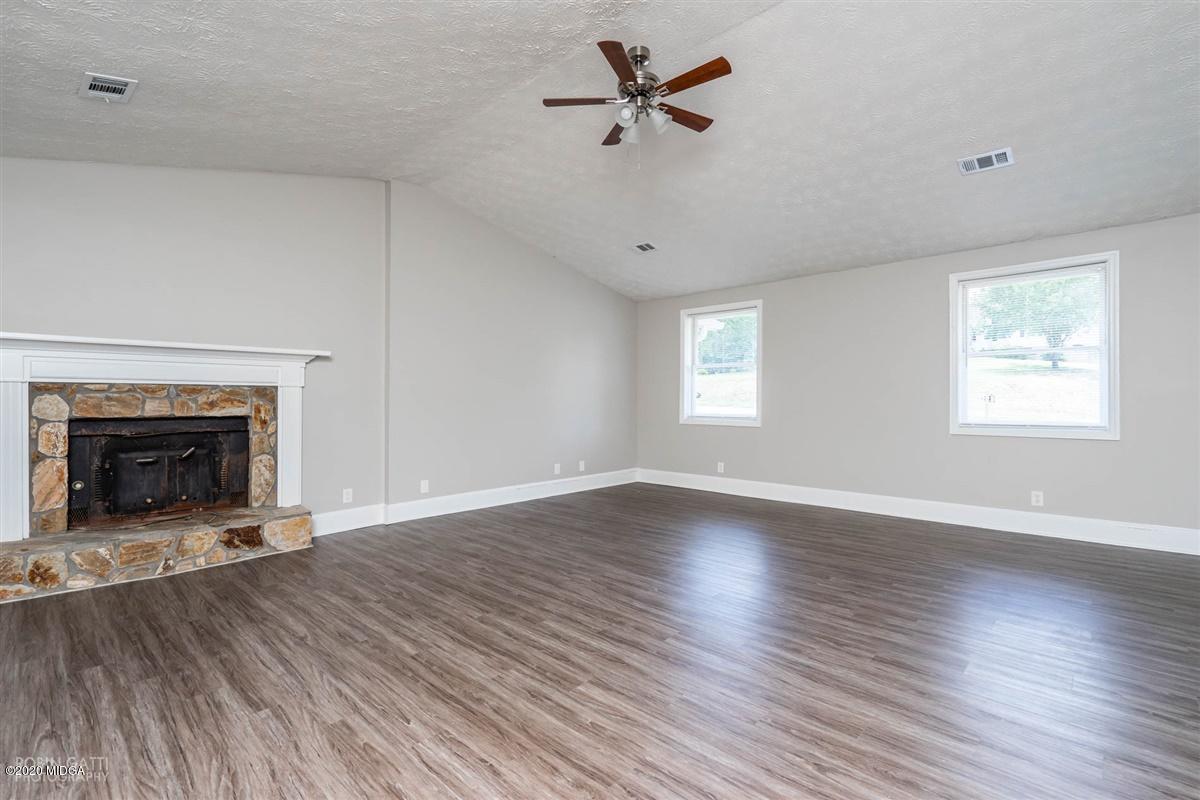 615 Forest Hill Road Macon, GA 31210 - Photo 4 of 35 23-DSC06017