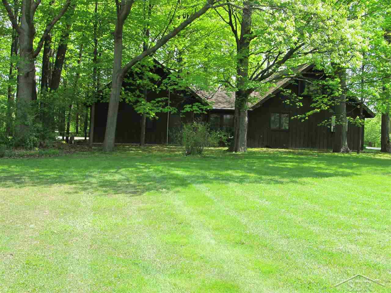 3931 Hackett Road Saginaw, MI 48603 - Photo 13 of 19