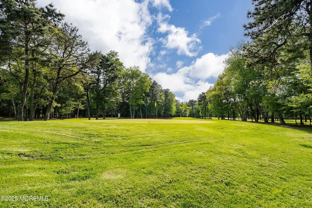 $555,000 | 98 Yorkwood Drive, Brick, NJ 08723