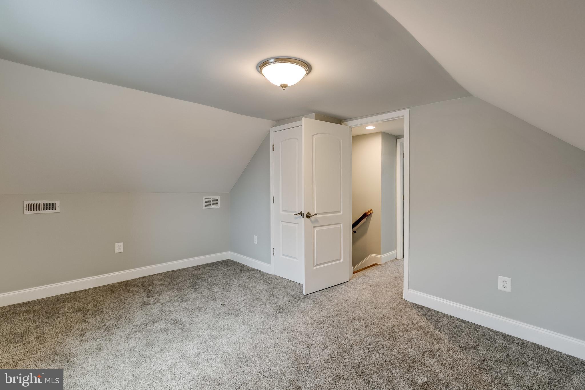 3102 Cornwall Road Dundalk, MD 21222 - Photo 33 of 46