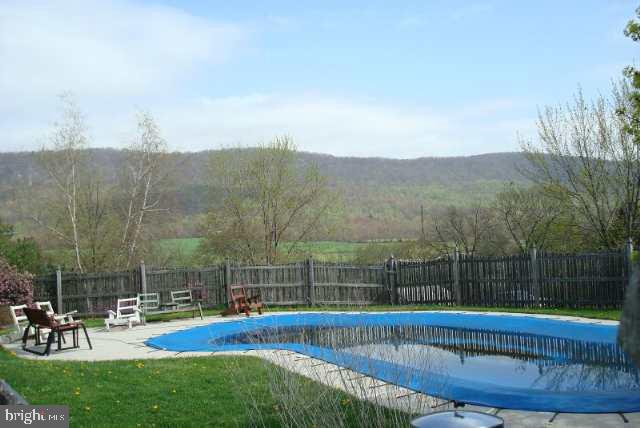 101 Spur Road Carlisle, PA 17013 - Photo 7 of 12 Gallery Image 7